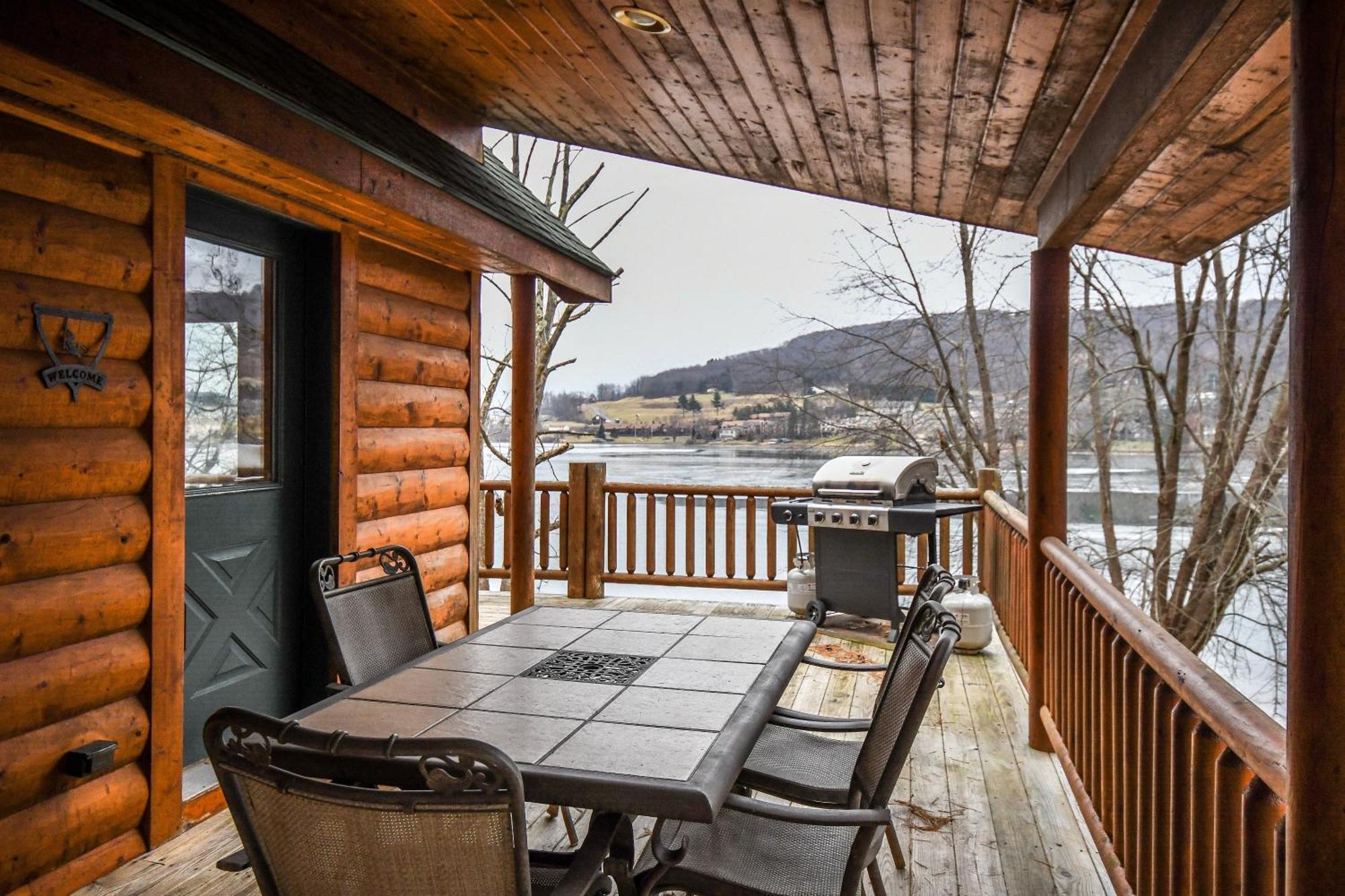 Lakeside Lodge McHenry Exterior photo